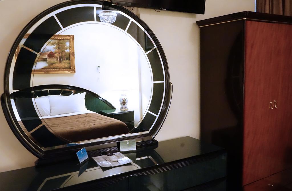 Paris Suites Hotel New York Extérieur photo